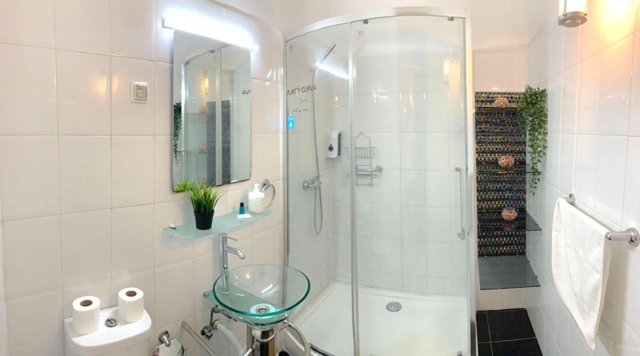 3 Bedroom, 2 Bathroom - Palma Residence Lizbona Zewnętrze zdjęcie